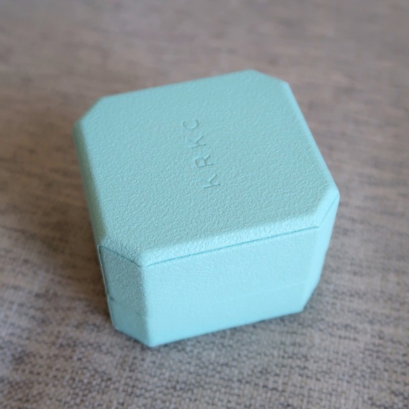 KRKC Turquoise Jewelry Box - Picture 3 of 6